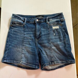 Judy Blue Classic Blue Denim Shorts